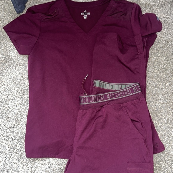 Med Couture scrub set - Picture 1 of 5
